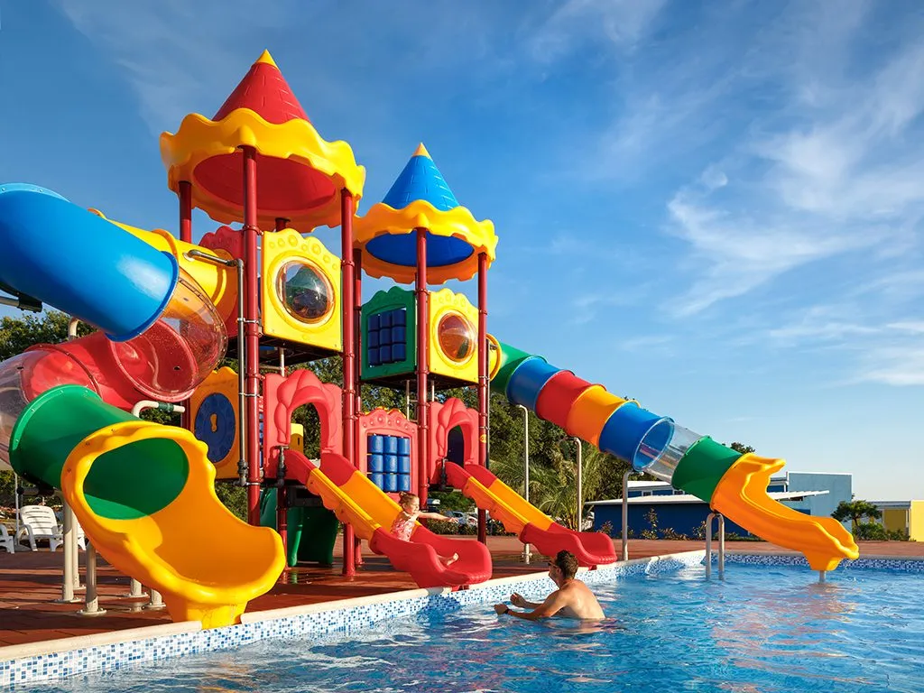 campsite-aminess-park-mareda-mirami-village-pool-attractions