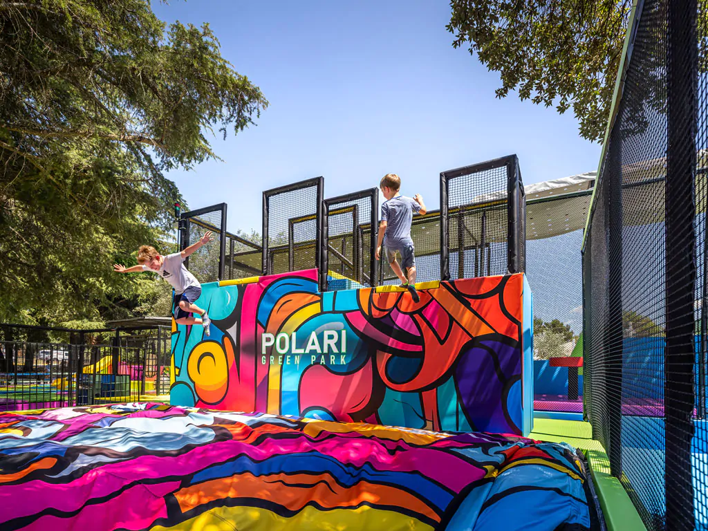 camping-polari-children-playground-polari-green-park
