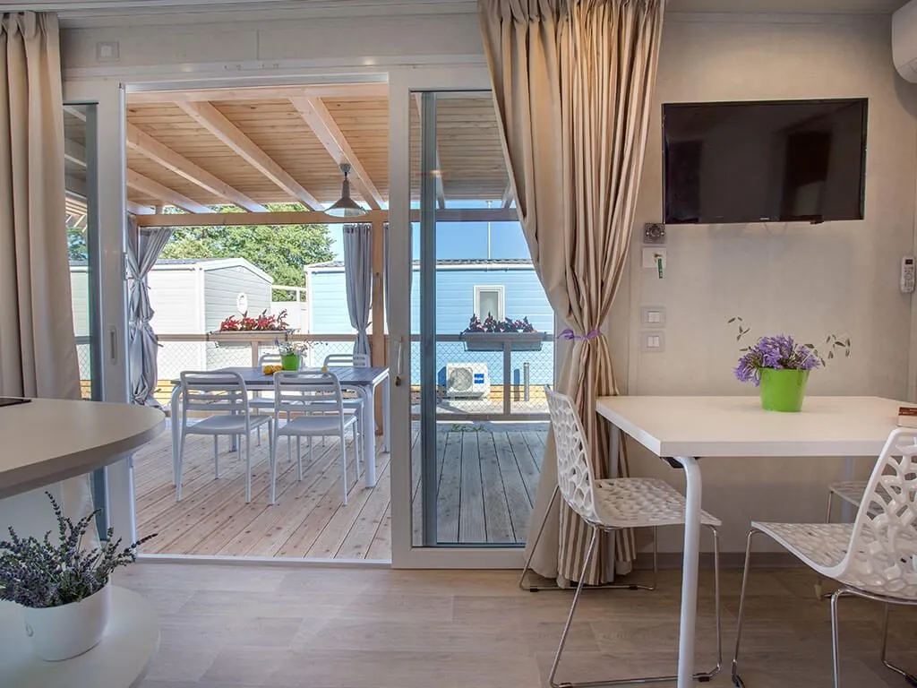 camping-baska-beach-camping-resort-marena-mobile-home-interior-iii