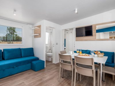 camping-omisalj-interior-of-mobile-home-i