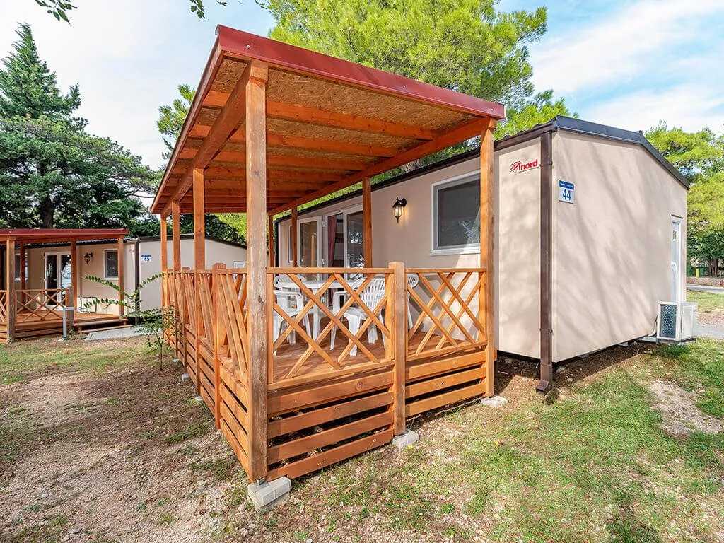 camping-paklenica-bluesun-dalmacija-mobile-homes-exterior-i