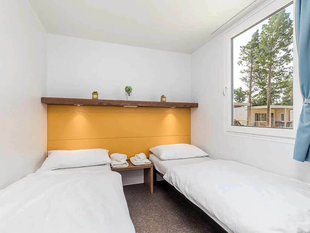 camping-strasko-bedroom-of-mediteran-superior-mobile-home-iii