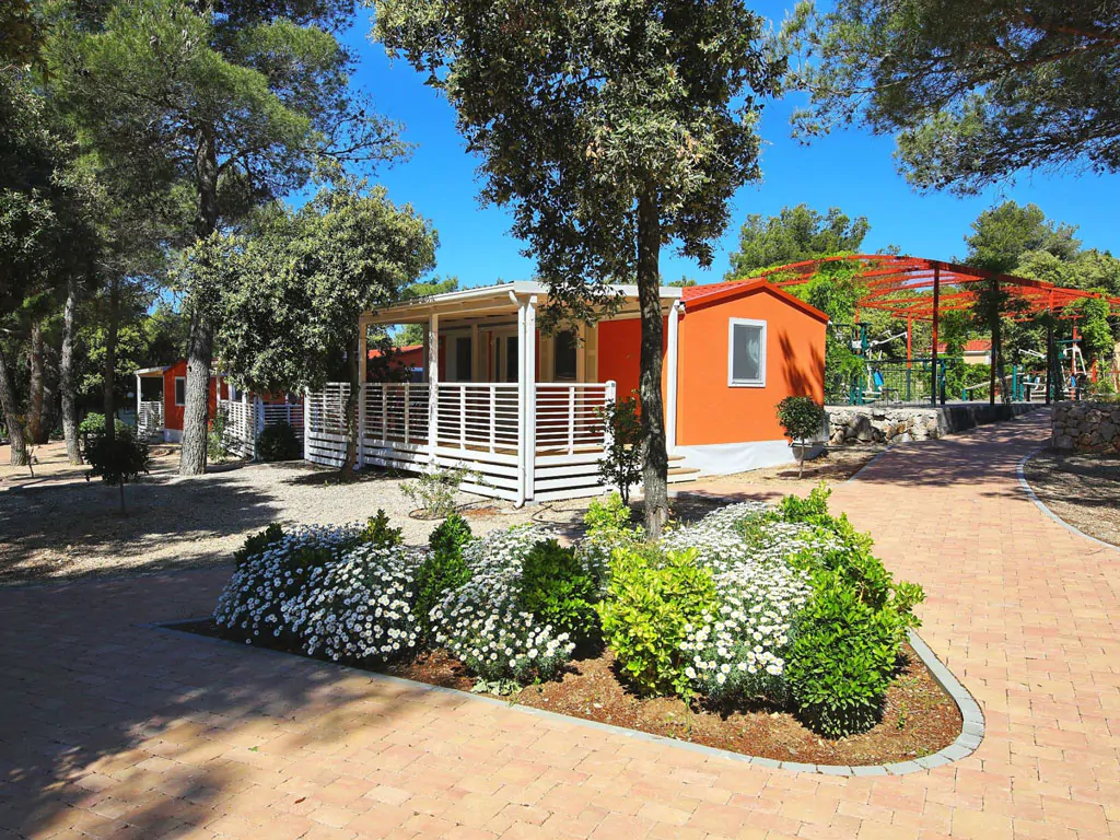 campsite-park-soline-premium-family-exterior-mobile-homes