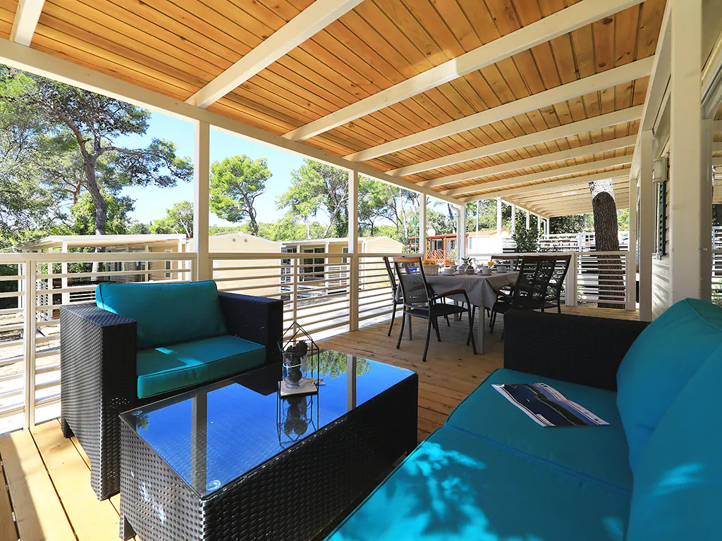 campsite-park-soline-premium-mobile-homes-terrace
