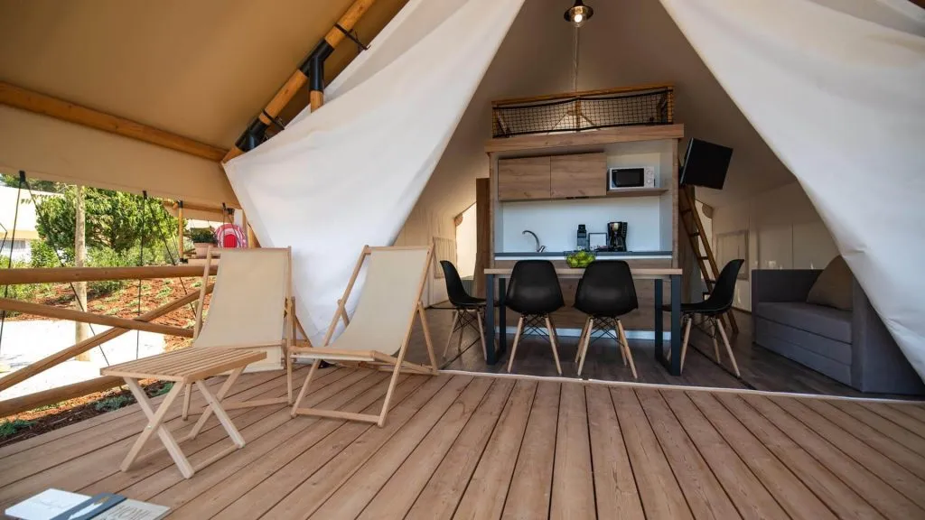 arena-one-99-premium-three-bedroom-safari-terrace