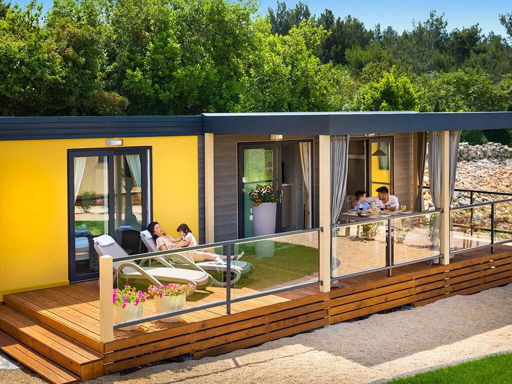 bella-vista-premium-with-playground-i