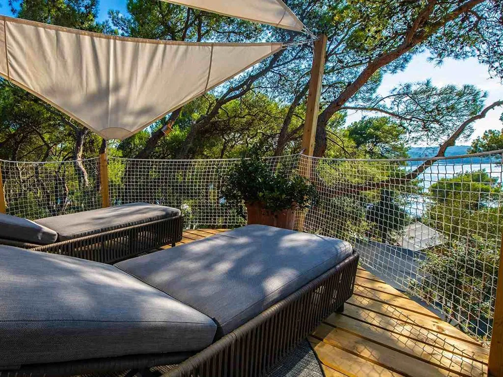 camping-arena-one-99-glamping-adriatic-suite-sea-view-2