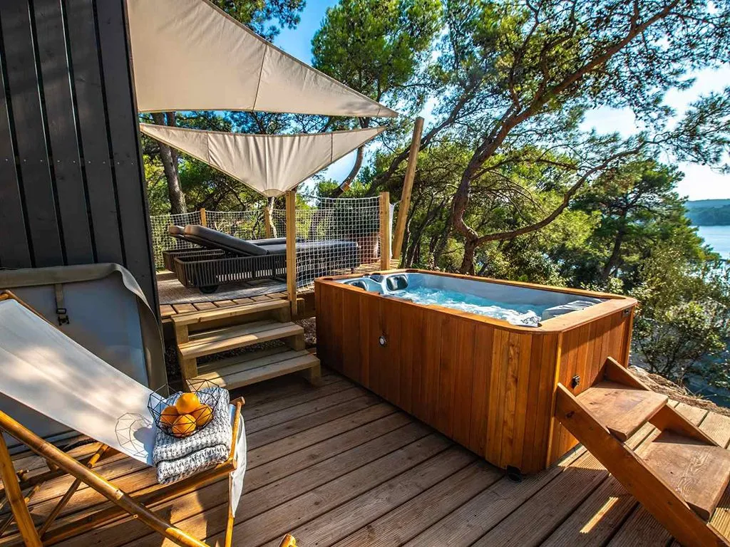 camping-arena-one-99-glamping-adriatic-suite-terrace