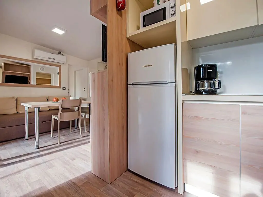 camping-porton-biondi-premium-mobile-home-interior-6-jpg