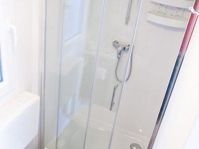 camping-rapoca-mobile-homes-bathroom-2