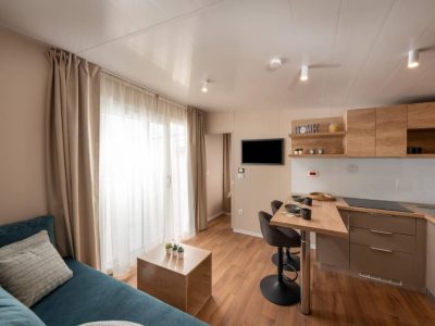 campsite-rapoca-superior-relax-interior-kitchen-living-room-i