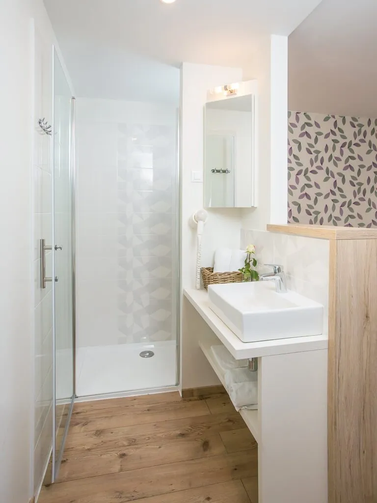 camping-turist-grabovac-mobile-homes-bathroom