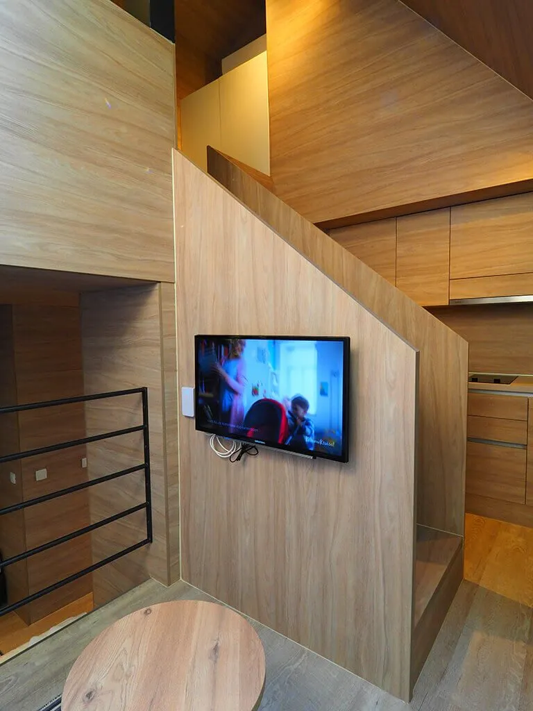 plitvice-holiday-resort-interior-of-tree-house-glamping-i