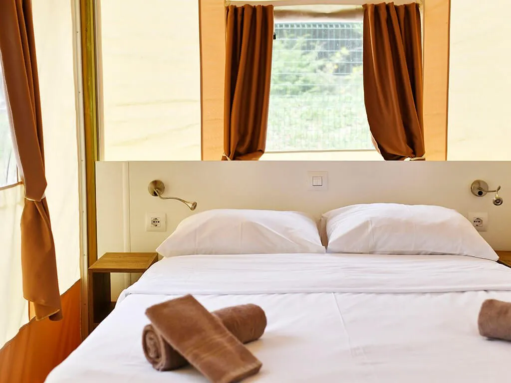 camping-park-polidor-safari-glamping-interior