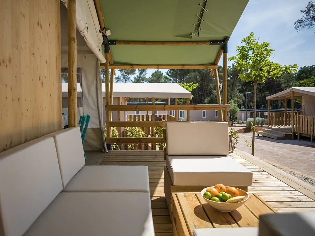 boutique-campsite-santa-marina-premium-glamping-tent-25