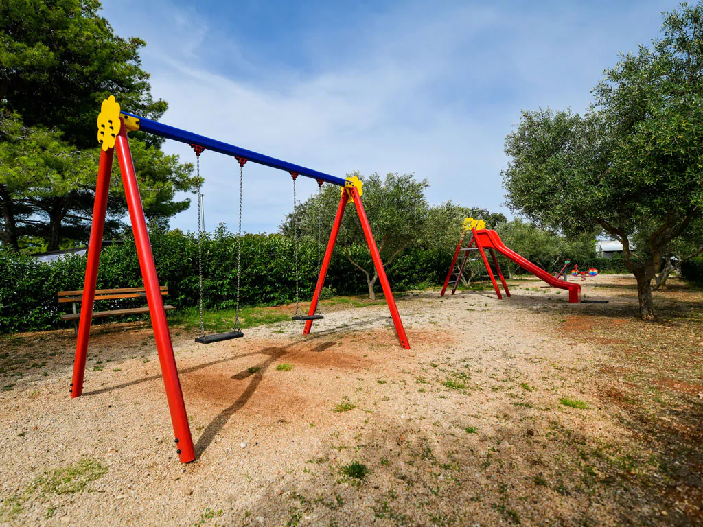camping-ugljan-childrens-playground-area