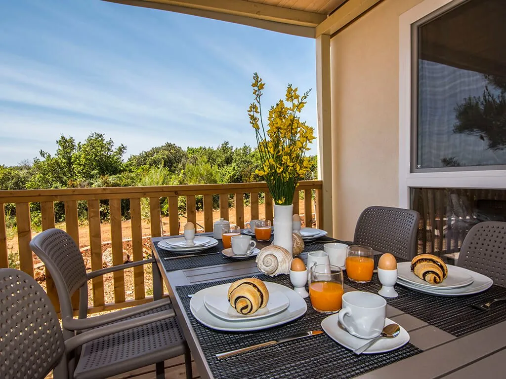 camping-ugljan-terrace-of-mobile-homes-premium-or-superior-v