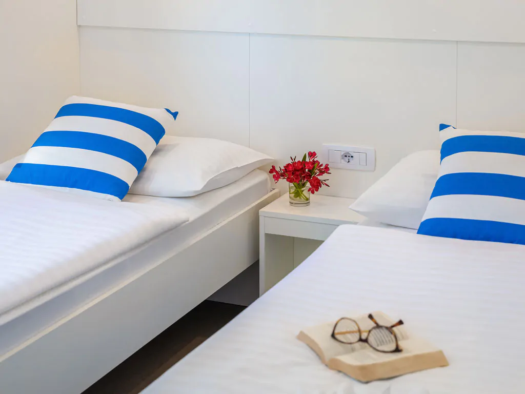 aminess-planet-camping-port9-resort-marko-polo-holiday-home-interior-single-beds-view