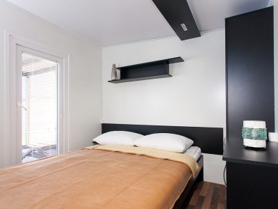 camping-kastanija-novigrad-lavanda-and-olive-mobile-homes-bedroom-interior