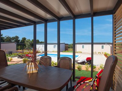 camping-kastanija-novigrad-lavanda-and-olive-mobile-homes-with-pool-terrace-view