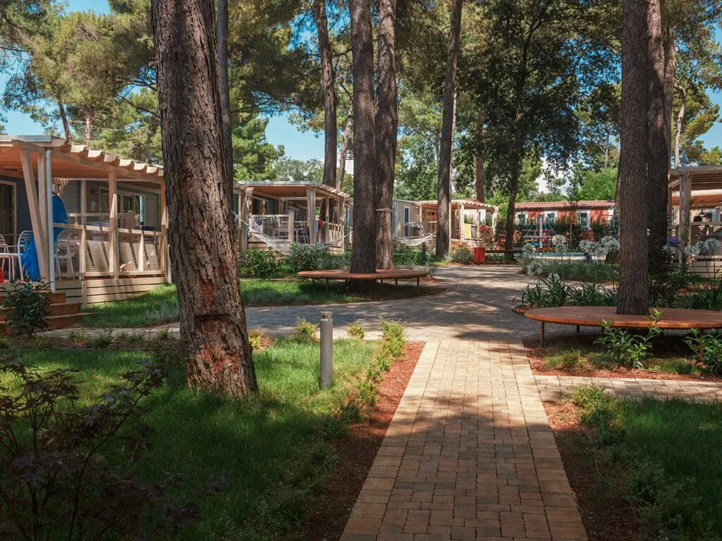 camping-lanterna-walking-trails-marine-premium-village-2