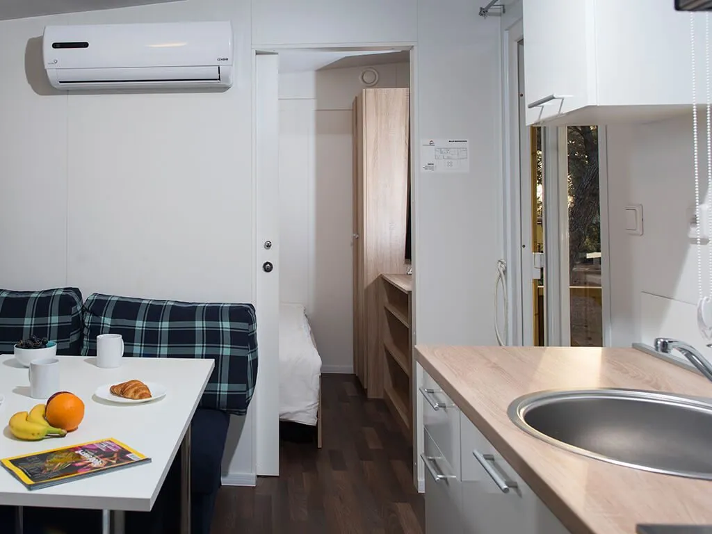 camping-pineta-mobile-home-galija-living-room-i-i