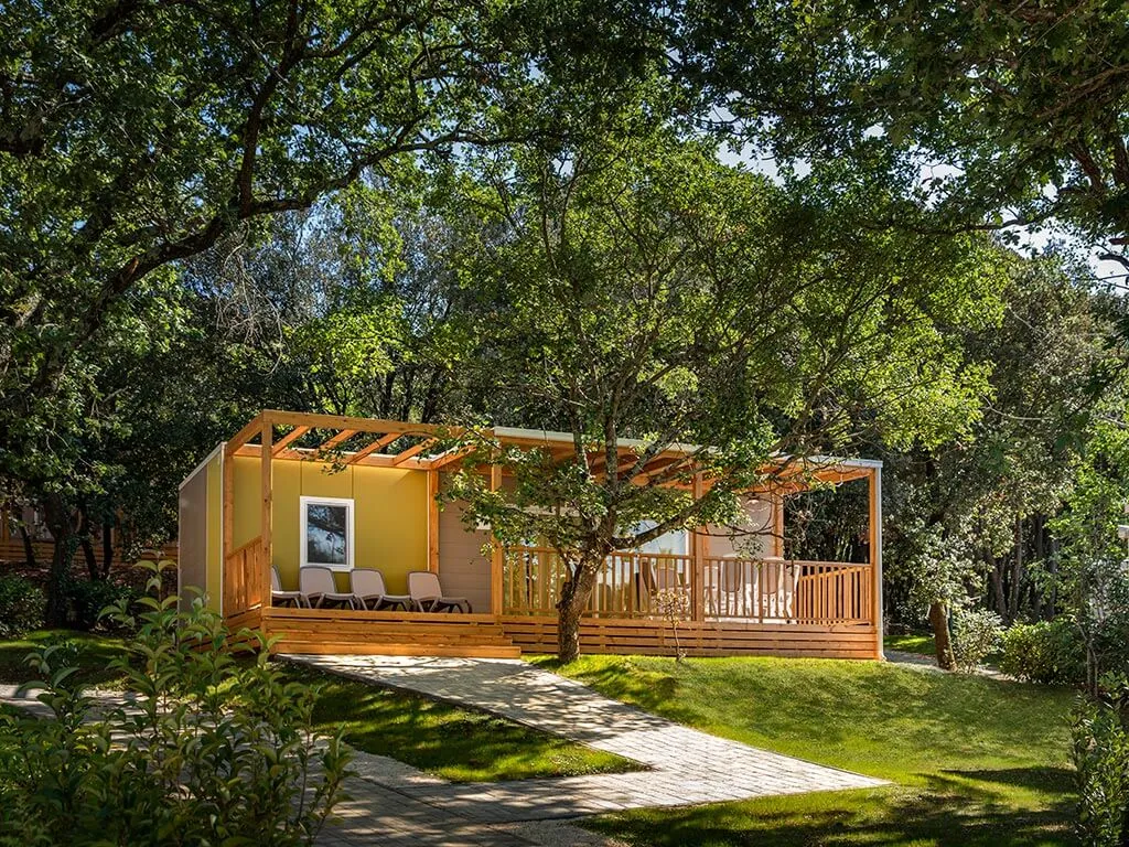 camping-porto-sole-mobile-home-superior-family-exterior