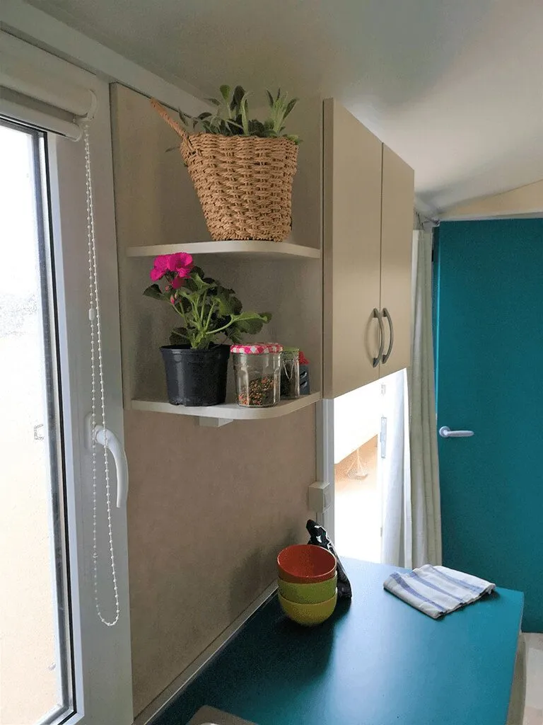 lanterna-premium-camping-resort-west-coast-mobile-homes-interior-iv-2