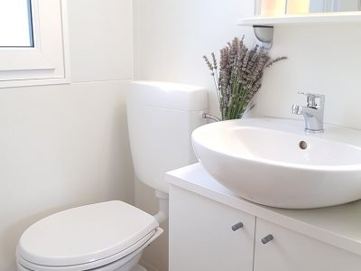 camping-bijela-uvala-mobile-homes-comfort-toilet-3
