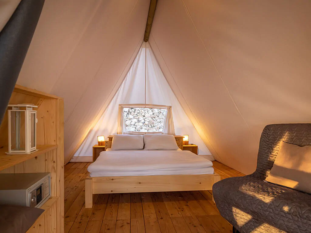 istra-premium-camping-resort-glamping-sunset-bell-interior-2