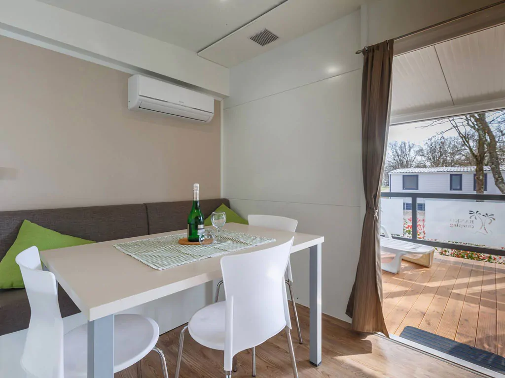 mobile-home-premium-interior-living-room