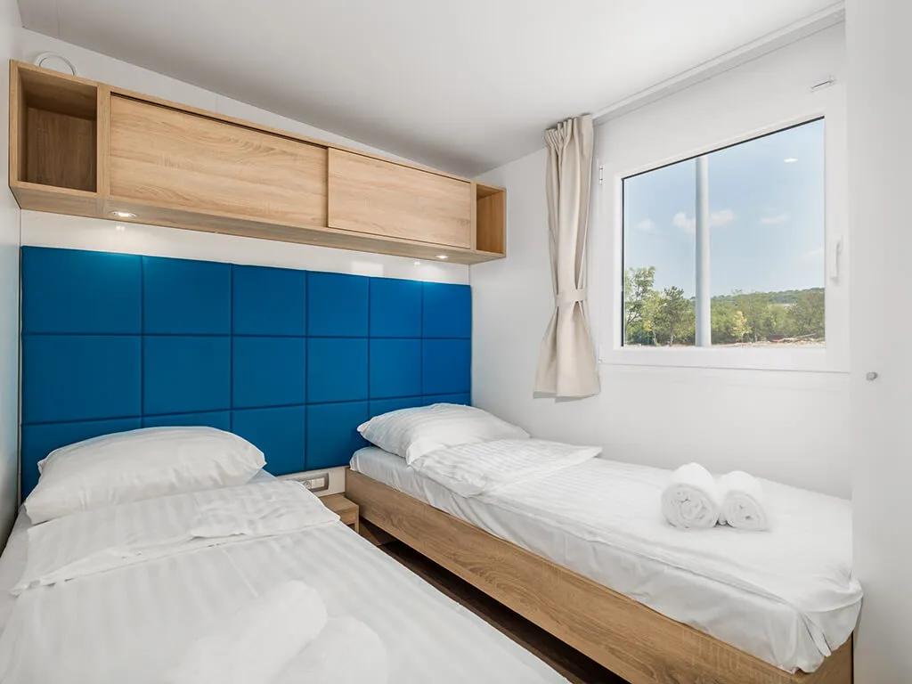 camping-omisalj-interior-mobile-home-4