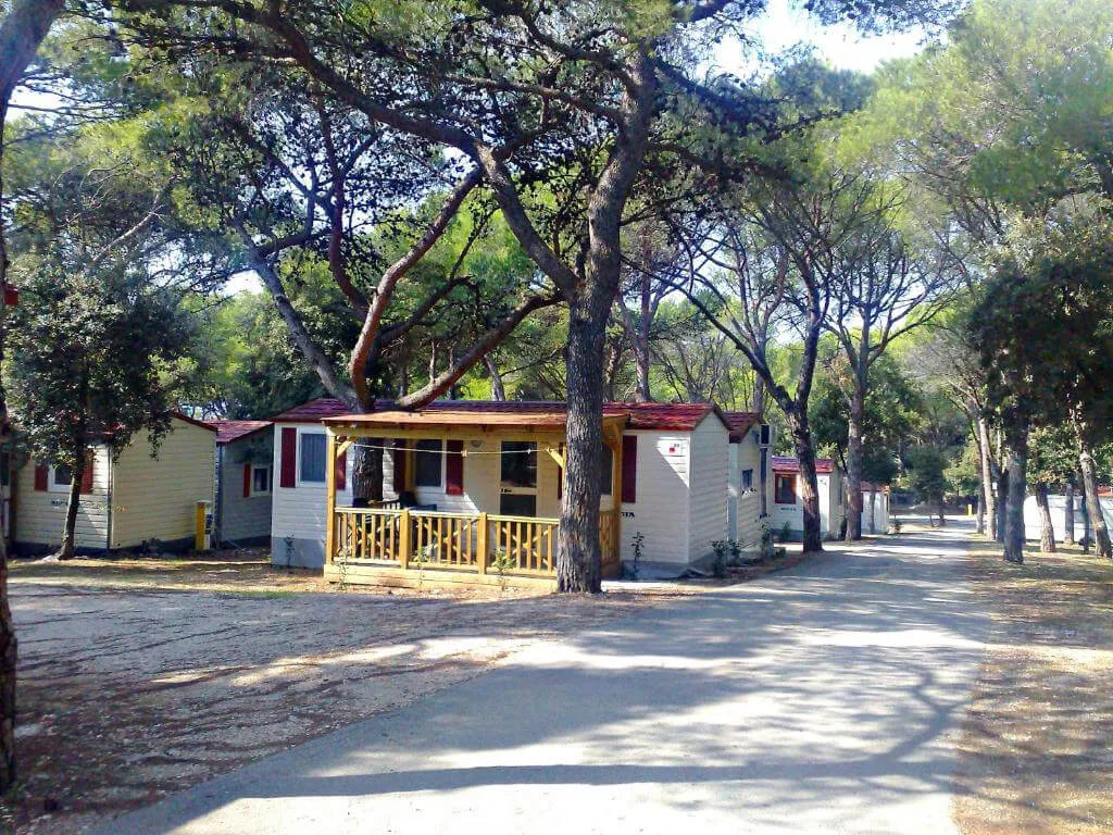 camping-kozarica-mobile-home-lux-exterior-2