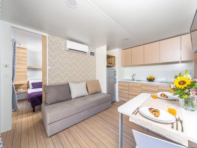 camping-selce-mobile-home-salumbra-interior-3-2