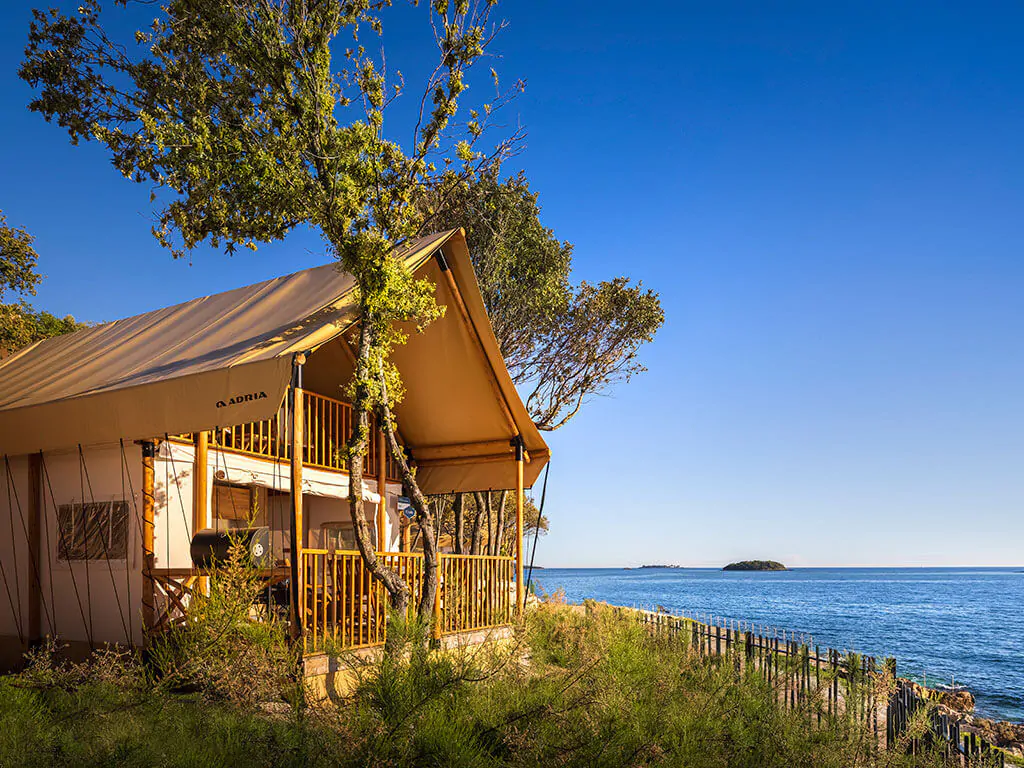 istra-premium-camping-resort-glamping-sunset-loggia-exterior-4