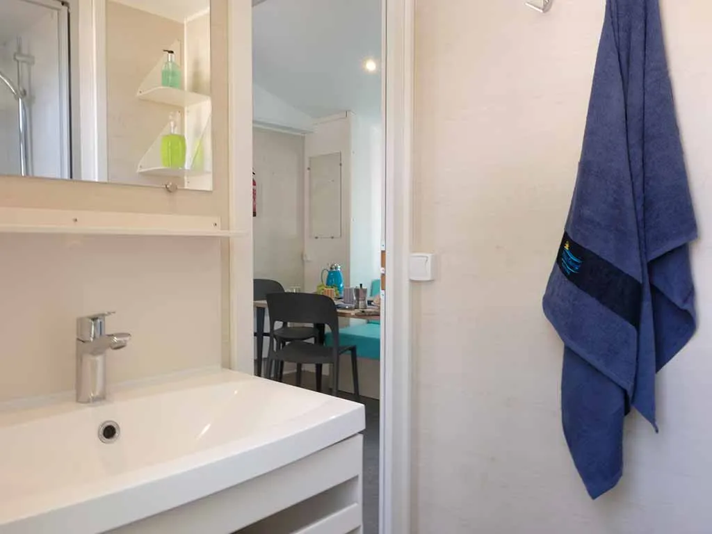 mobile-home-happy-premium-bathroom-sink-3