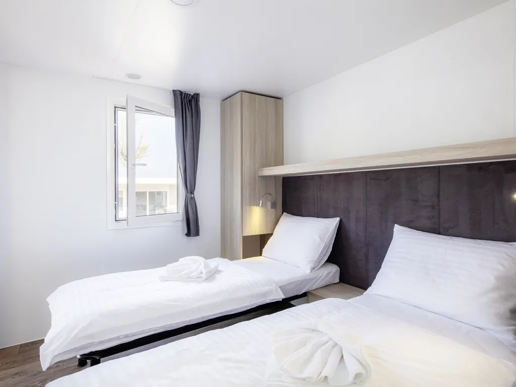 terra-park-phalaris-island-pag-mobile-homes-tamaris-childrens-bedroom