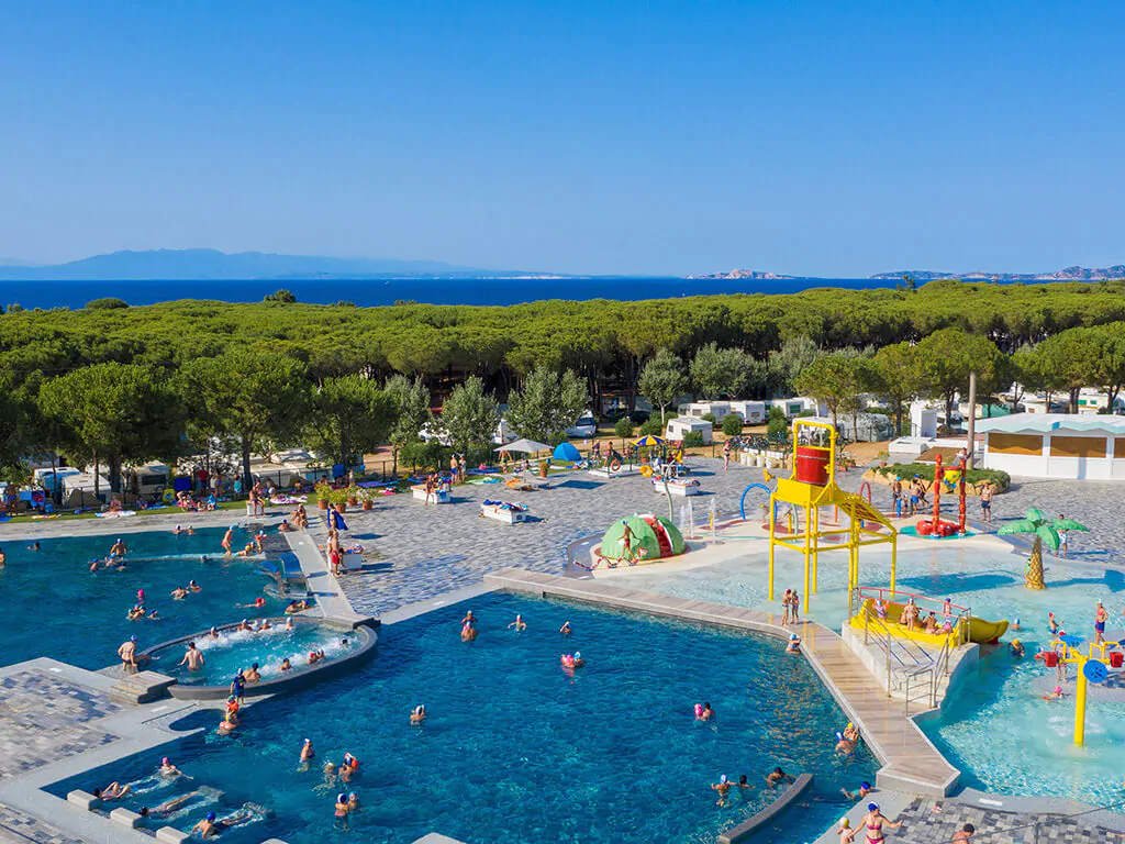 camping-village-baia-blu-la-tortuga-pool-2