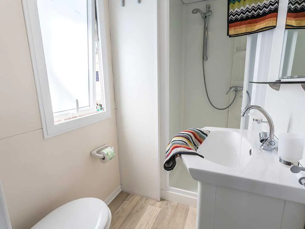campsite-cavallino-baia-san-marco-bathroom