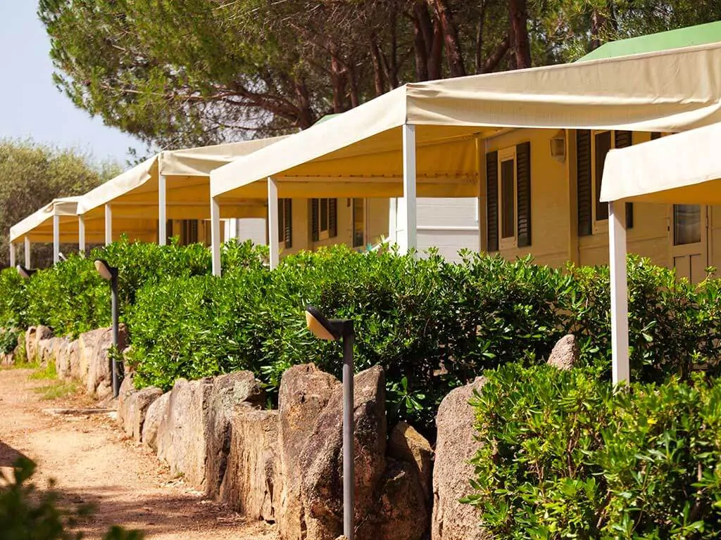 campsite-isuledda-baia-comfort-exterior
