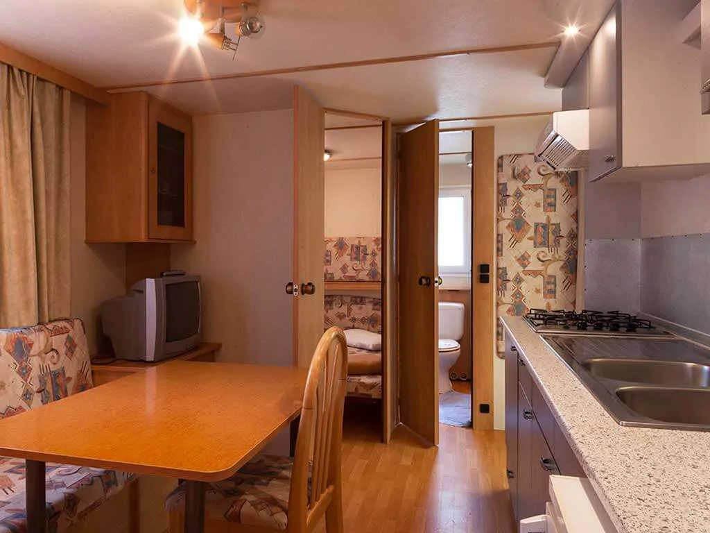 campsite-isuledda-blu-romantic-interior