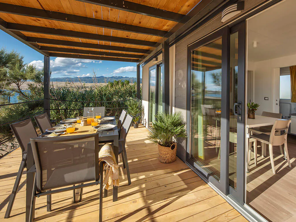 terra-park-spiritos-sylva-holiday-home-terrace-and-interior-2