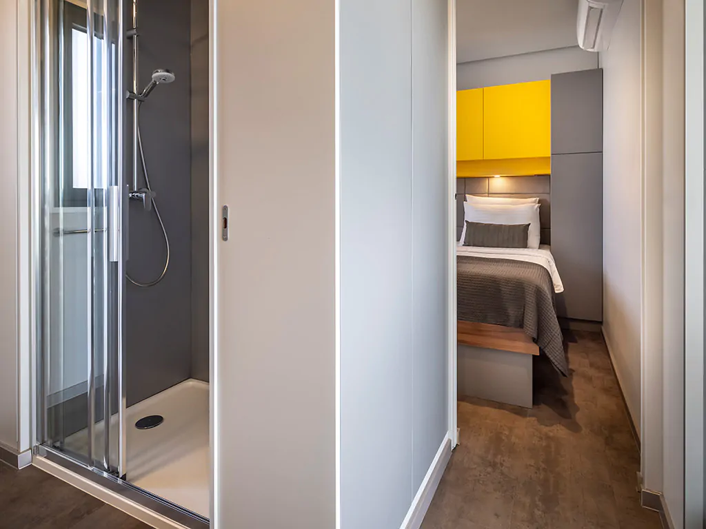 istra_premium_camping_resort_orlandin_premium_camping_villa_with_private_pool_shower_and_bathroom