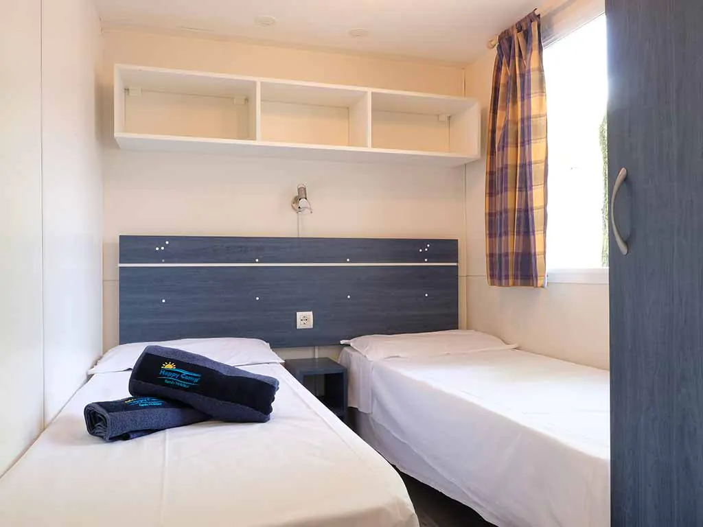 mobile-home-happy-plus-bedroom-2-2