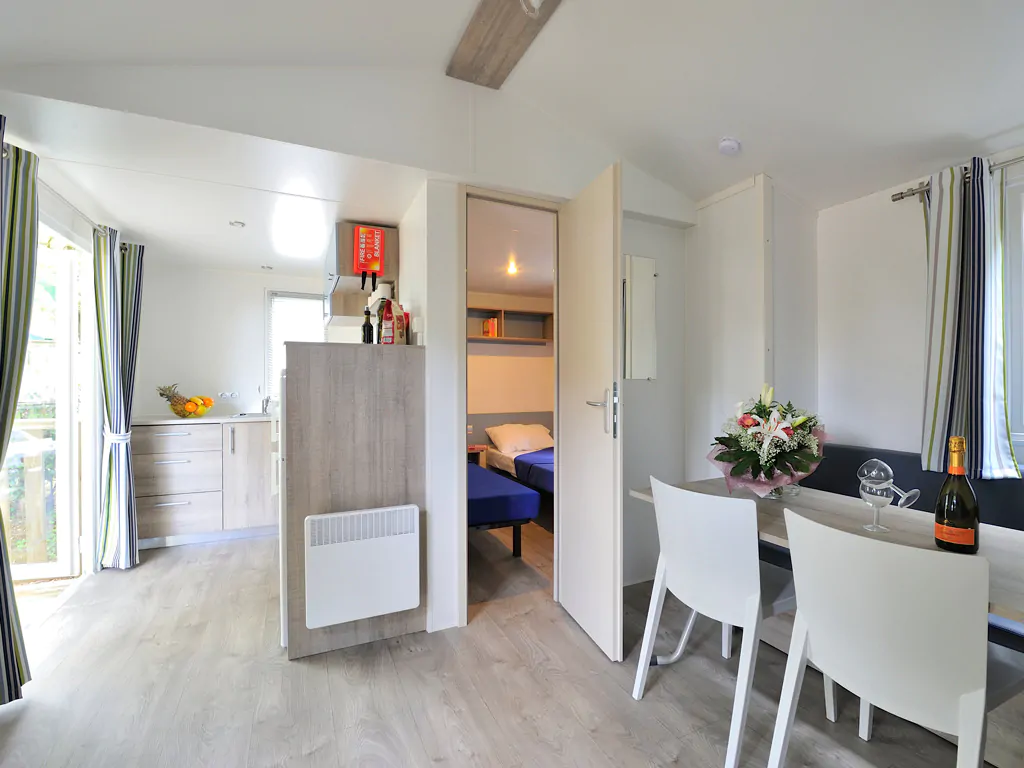 mobile-home-riviera-750-2-interior-living-room