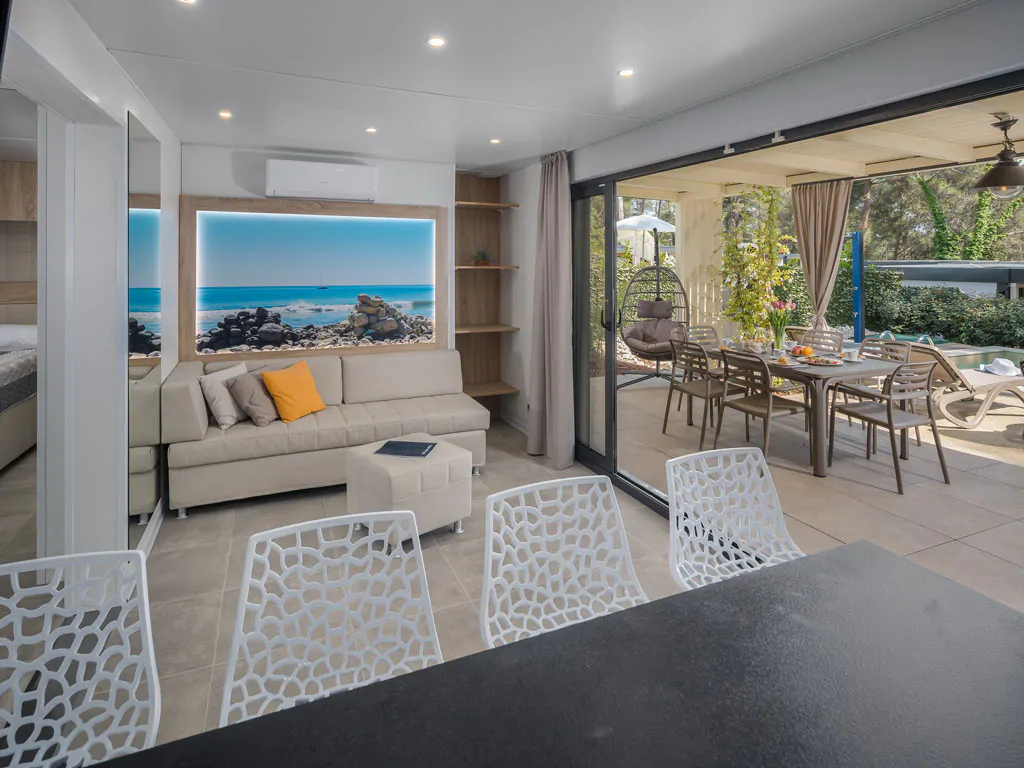 camping-santa-marina-luxury-marine-villa-interior-living-room-iii