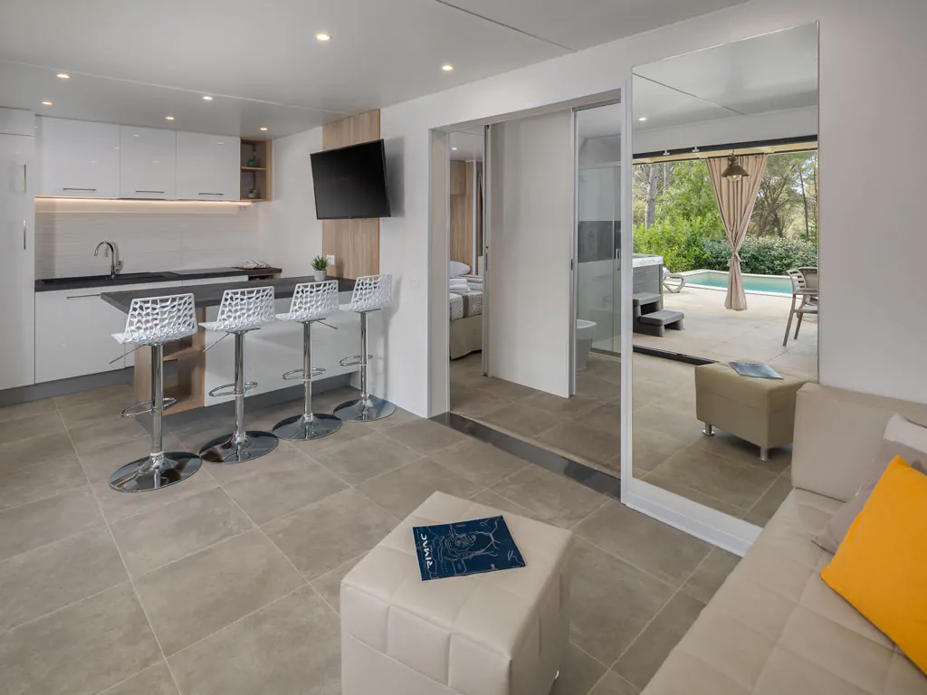 camping-santa-marina-luxury-marine-villa-interior-living-room-iv
