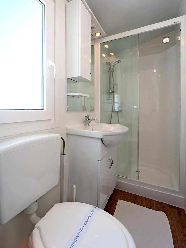 camping-ulika-mobile-homes-superior-bathroom-2