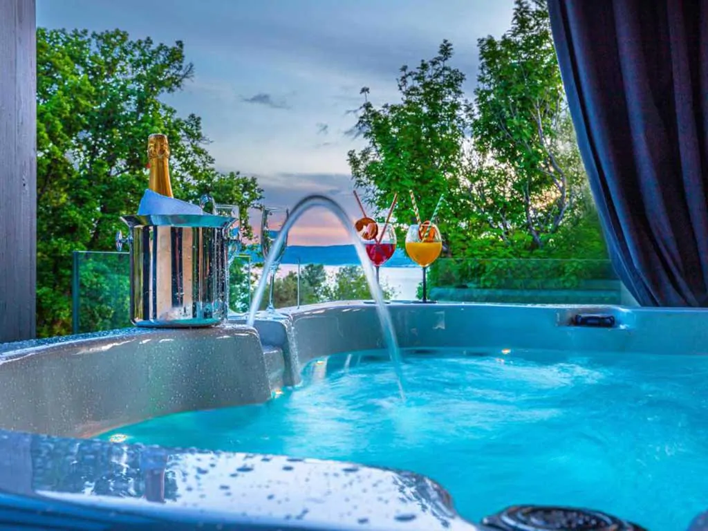 campsite-selce-adrialux-mobile-homes-whirlpool-i