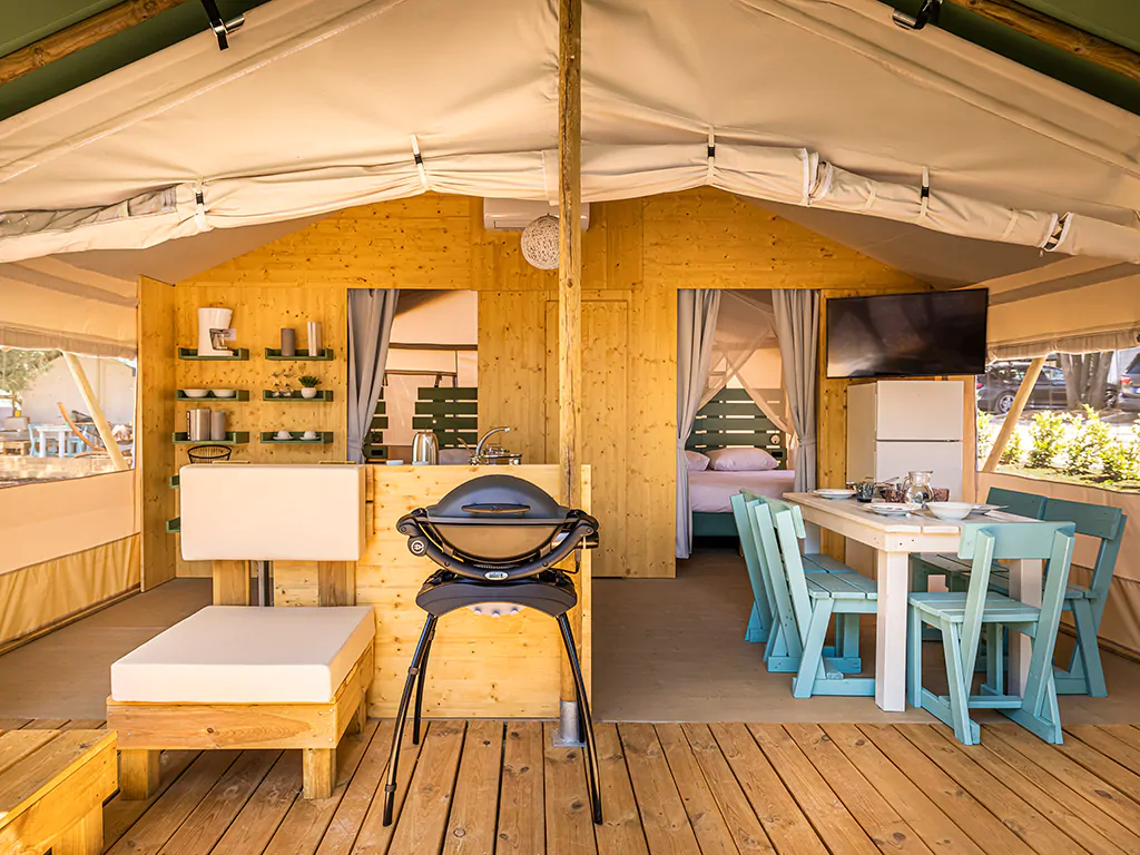 glamping-tent-safari-amarin-terrace
